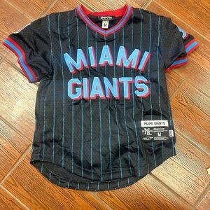 Youth Rings & Crwns #8 Black Miami Giants Mesh V-Neck Jersey size M
